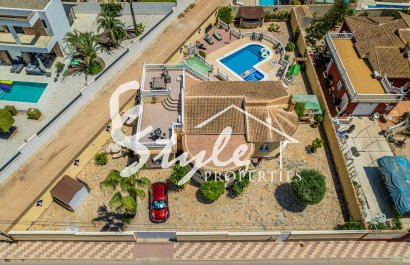 Resale - Villa - Torrevieja - La Siesta