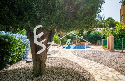 Resale - Villa - Torrevieja - Los Balcones