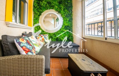 Resale - Apartment - Orihuela Costa  - Punta Prima