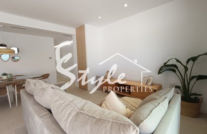 Resale - Villa - El Chaparral - El Chaparal