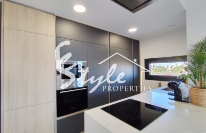 Resale - Apartment - Orihuela Costa  - Orihuela Costa