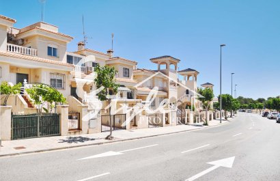 Вторичное жилье - Townhouse - Пинар де Камповерде - Pinar De Campoverde