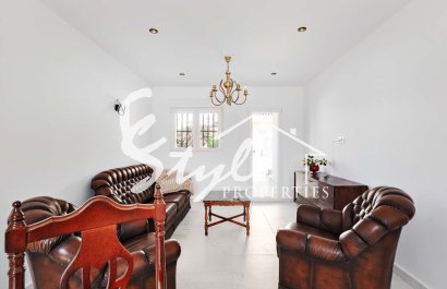 Вторичное жилье - Вилла - Пинар де Камповерде - Pinar De Campoverde