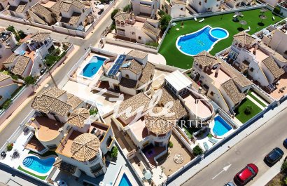 Reventa - Villa - Pinar De Campoverde