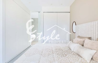 Resale - Villa - Las Colinas - Las Colinas Golf