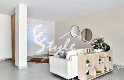 Resale - Villa - Las Colinas - Las Colinas Golf