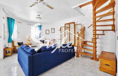 Resale - Villa - Pinar De Campoverde