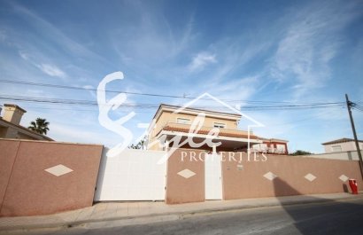 Reventa - Villa - Torrevieja  - Aguas Nuevas