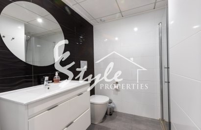 Resale - Bungalow - Torrevieja - Aguas Nuevas