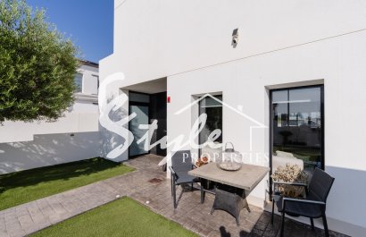 Resale - Villa - San Fulgencio - La Marina