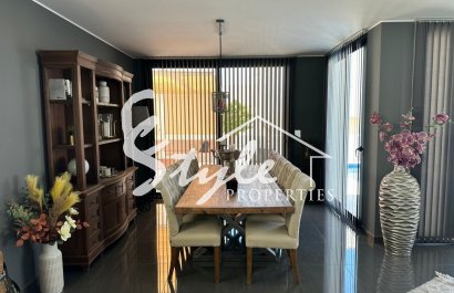 Resale - Villa - San Fulgencio - La Marina