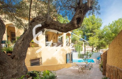 Вторичное жилье - Вилла - Вилламартин - Res. Las Filipinas