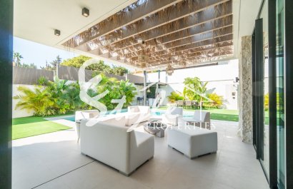 Reventa - Villa - Torrevieja  - Los Balcones