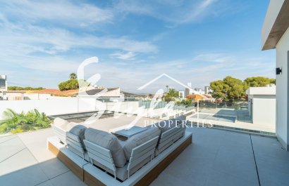 Reventa - Villa - Torrevieja  - Los Balcones