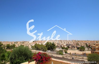 Resale - Villa - Villamartin - Villacosta