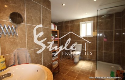 Resale - Villa - Villamartin - Villacosta