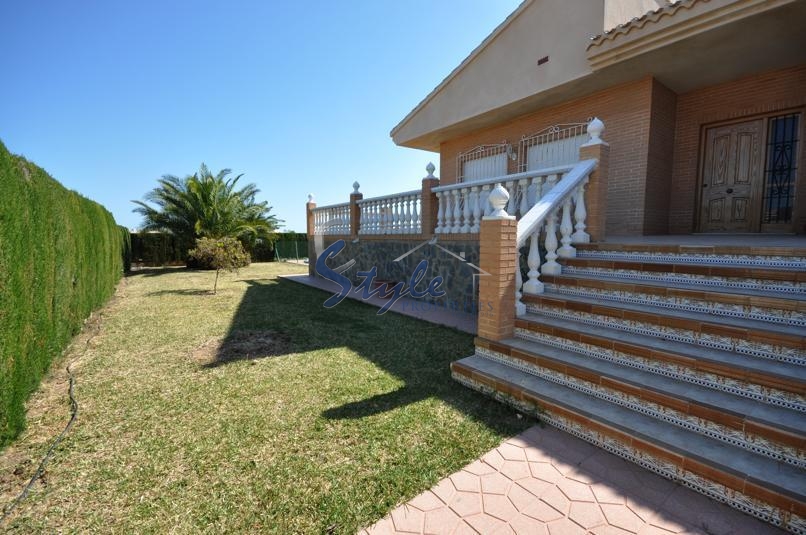 Resale - Villa - Playa Flamenca