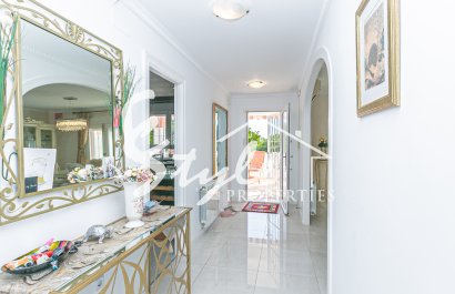 Вторичное жилье - Вилла - Кампоамор