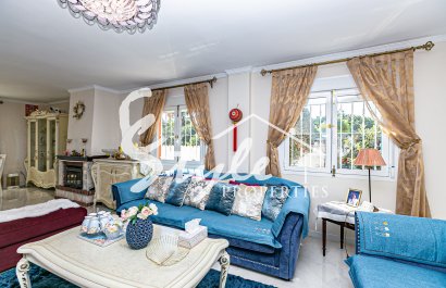 Вторичное жилье - Вилла - Кампоамор