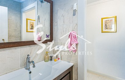 Вторичное жилье - Вилла - Кампоамор