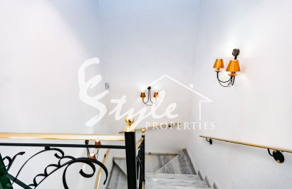 Вторичное жилье - Вилла - Кампоамор