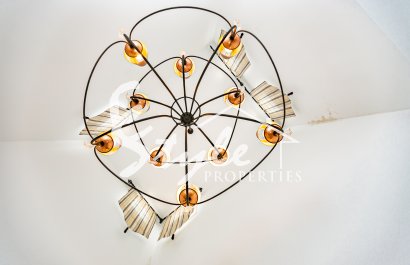 Вторичное жилье - Вилла - Кампоамор