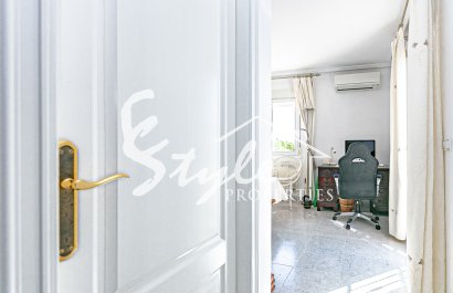 Вторичное жилье - Вилла - Кампоамор