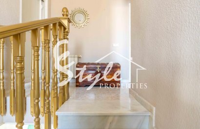 Resale - Villa - Orihuela Costa  - Punta Prima