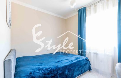 Resale - Villa - Orihuela Costa  - Punta Prima