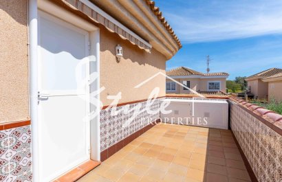 Resale - Villa - Orihuela Costa  - Punta Prima