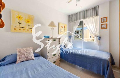 Reventa - Apartamento - Orihuela Costa  - Campoamor