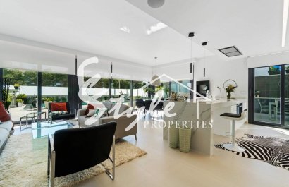 Вторичное жилье - Вилла - Ориуэла Коста  - Кампоамор