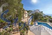 Resale - Villa - Javea