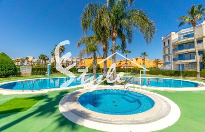 Resale - Apartment - Orihuela Costa  - Campoamor