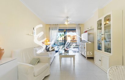 Resale - Apartment - Orihuela Costa  - Campoamor