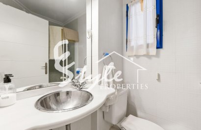 Resale - Apartment - Orihuela Costa  - Campoamor