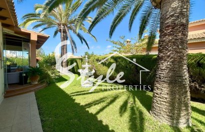 Resale - Villa - Orihuela Costa  - Cabo Roig