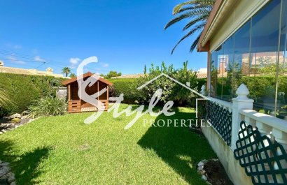 Resale - Villa - Orihuela Costa  - Cabo Roig