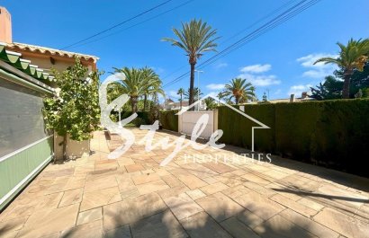 Resale - Villa - Orihuela Costa  - Cabo Roig