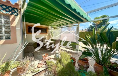 Resale - Villa - Orihuela Costa  - Cabo Roig