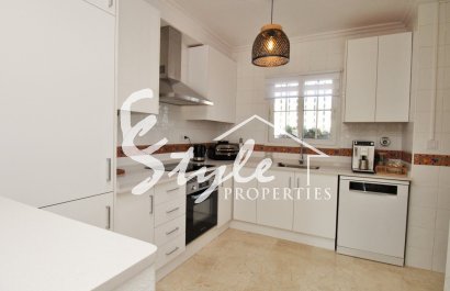 Вторичное жилье - 2. Town house - Ориуэла Коста  - Вилламартин