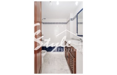 Reventa - Apartamento - Torrevieja  - Playa de los Locos