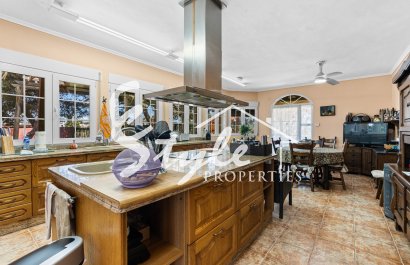 Resale - Villa - El Altet - San Francisco de Asis