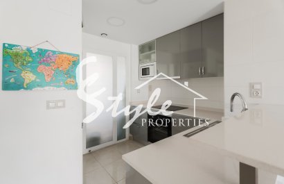 Reventa - Apartamento - Orihuela Costa  - La Zenia