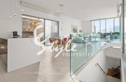 Resale - Villa - Las Colinas - Las Colinas Golf