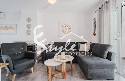 Reventa - Duplex - Villamartin - Res. Las Filipinas