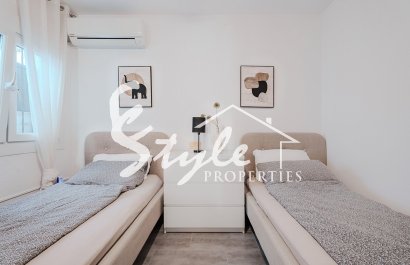 Reventa - Duplex - Villamartin - Res. Las Filipinas