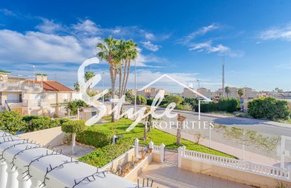 For sale apartment in Zeniamar 1 , Playa Flamenca, Orihuela Costa, Costa Blanca . ID2595