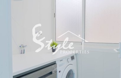 Resale - 1. Apartment / flat - Orihuela Costa  - Playa Flamenca