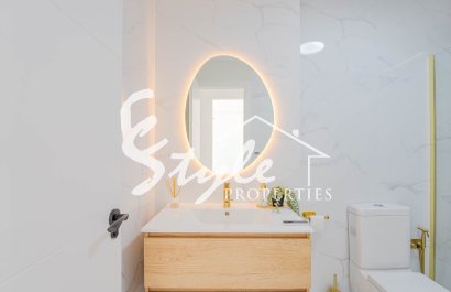 Resale - 1. Apartment / flat - Orihuela Costa  - Playa Flamenca